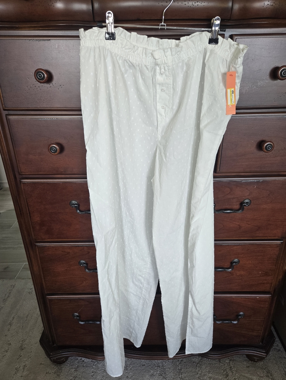 Colsie, NWT, White Swiss Dot Casual Pants, Sz. L